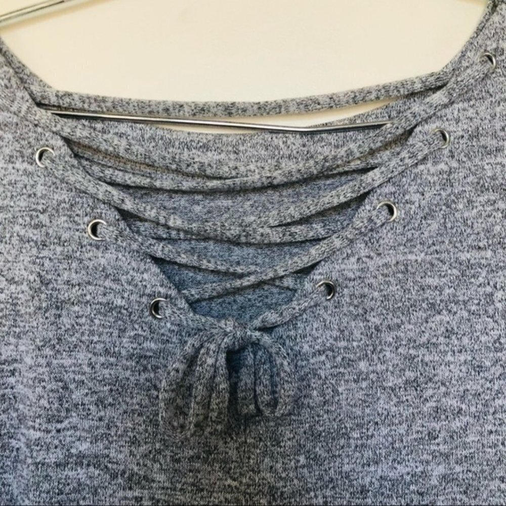 Banana Republic Luxespun Heather Grey Tee- Size XS- NWT - Picture 6 of 9